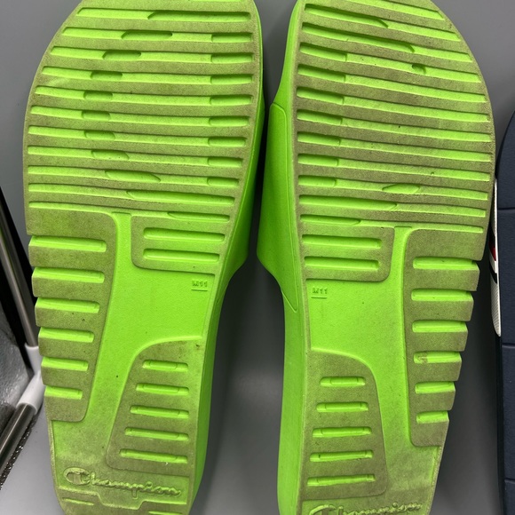 Men’s Champion & Tommy Hilfiger Sandals, Slides, Beach Flip Flops. - Picture 5 of 10